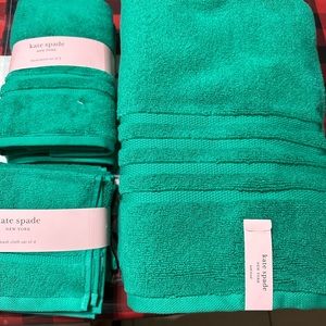 Beautiful green, Kate spades set